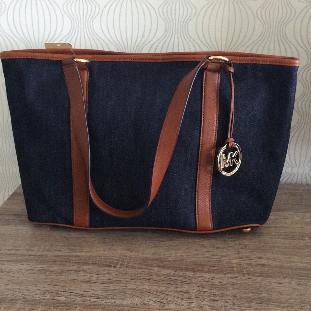 Michael Kors Shoulder Bag